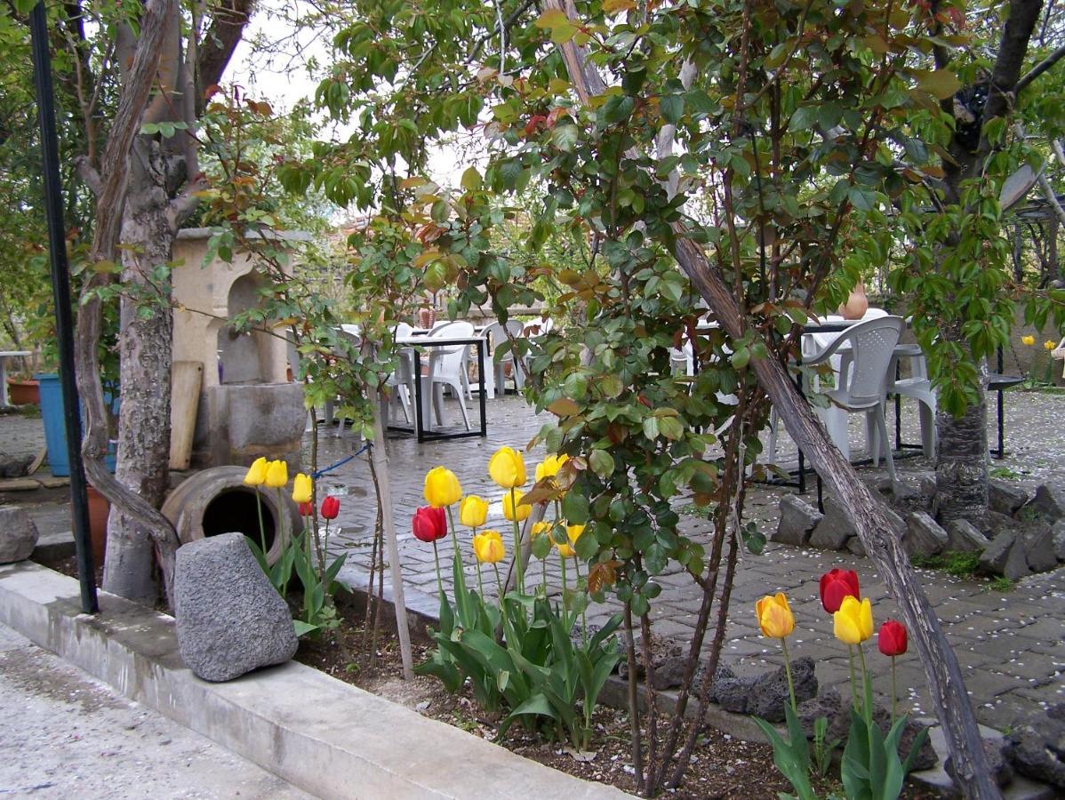 Erciyes Stone Hotel Uchisar Exterior photo