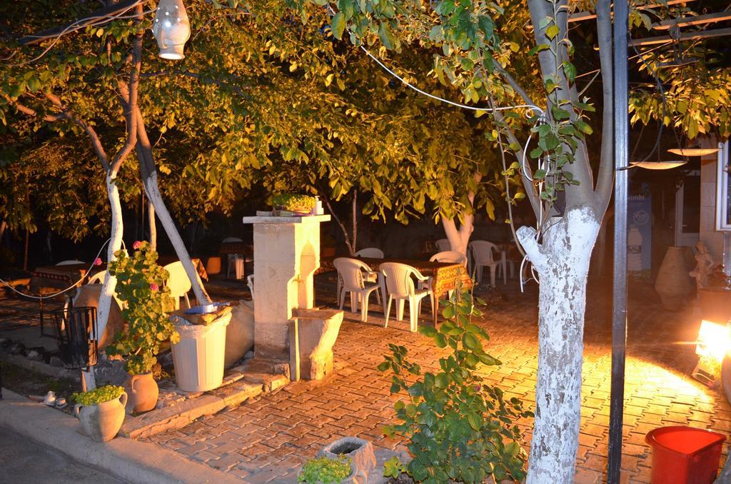 Erciyes Stone Hotel Uchisar Exterior photo